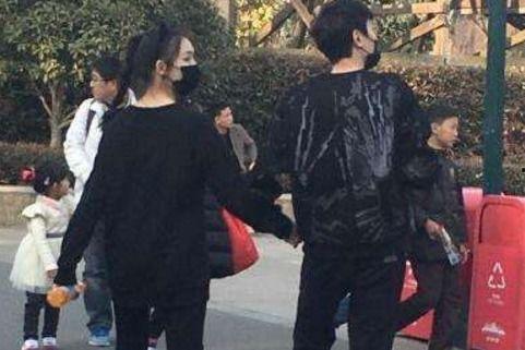 娱乐八卦吃瓜冯绍峰,揭秘明星背后的故事