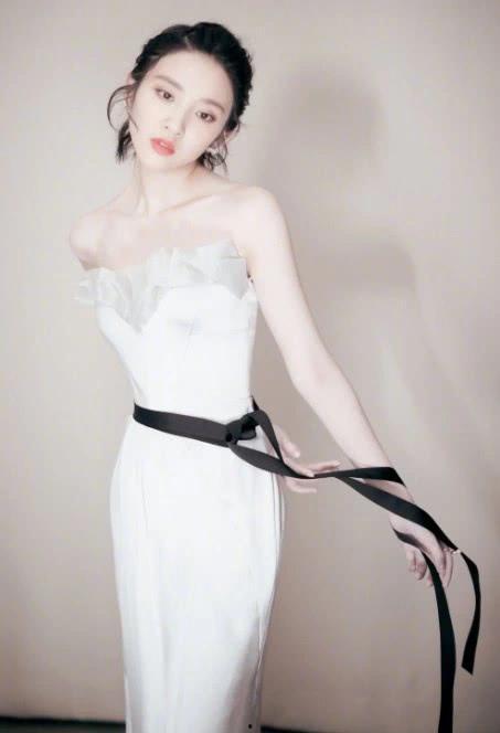 娱乐吃瓜女艺人官宣