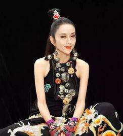 吃瓜娱乐社杨丽萍,吃瓜娱乐社中的舞蹈传奇